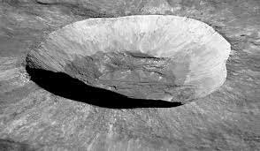 Crater lunar bautizado en honor de Giordano Bruno